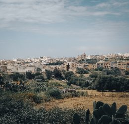 Туры в Ауру 2025 - цены на путевки на Мальту из Москвы от туроператора «Анекс Тур»