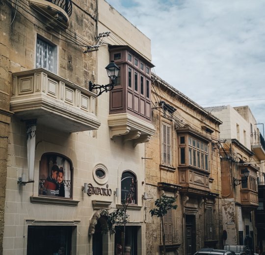 Туры в Ауру 2025 - цены на путевки на Мальту из Москвы от туроператора «Анекс Тур»