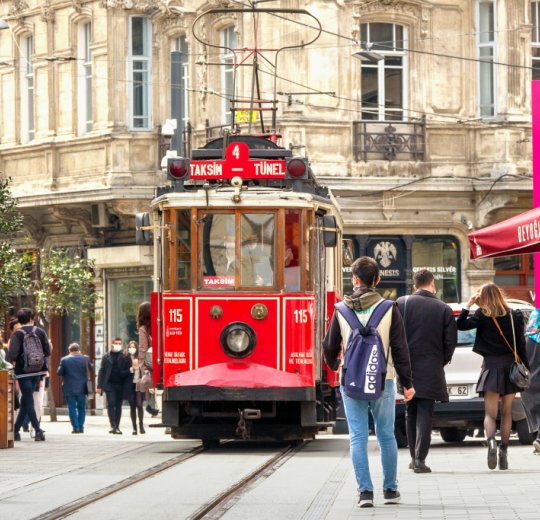 Путевки и туры на майские праздники с вылетом из Москвы – «Анекс Тур»